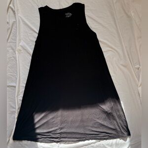 Black Sleeveless Dress